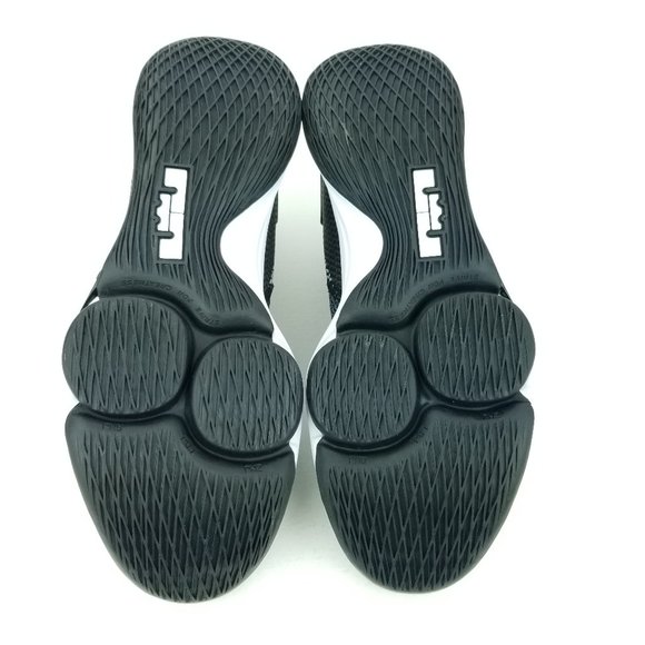 Nike Lebron Witness IV Men's Basketball Shoes BV7427 001 - Picture 7 of 8